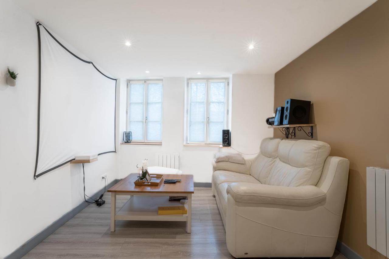 Appartement Spa Privatif Et Cinema Centre Ville Metz Eksteriør bilde
